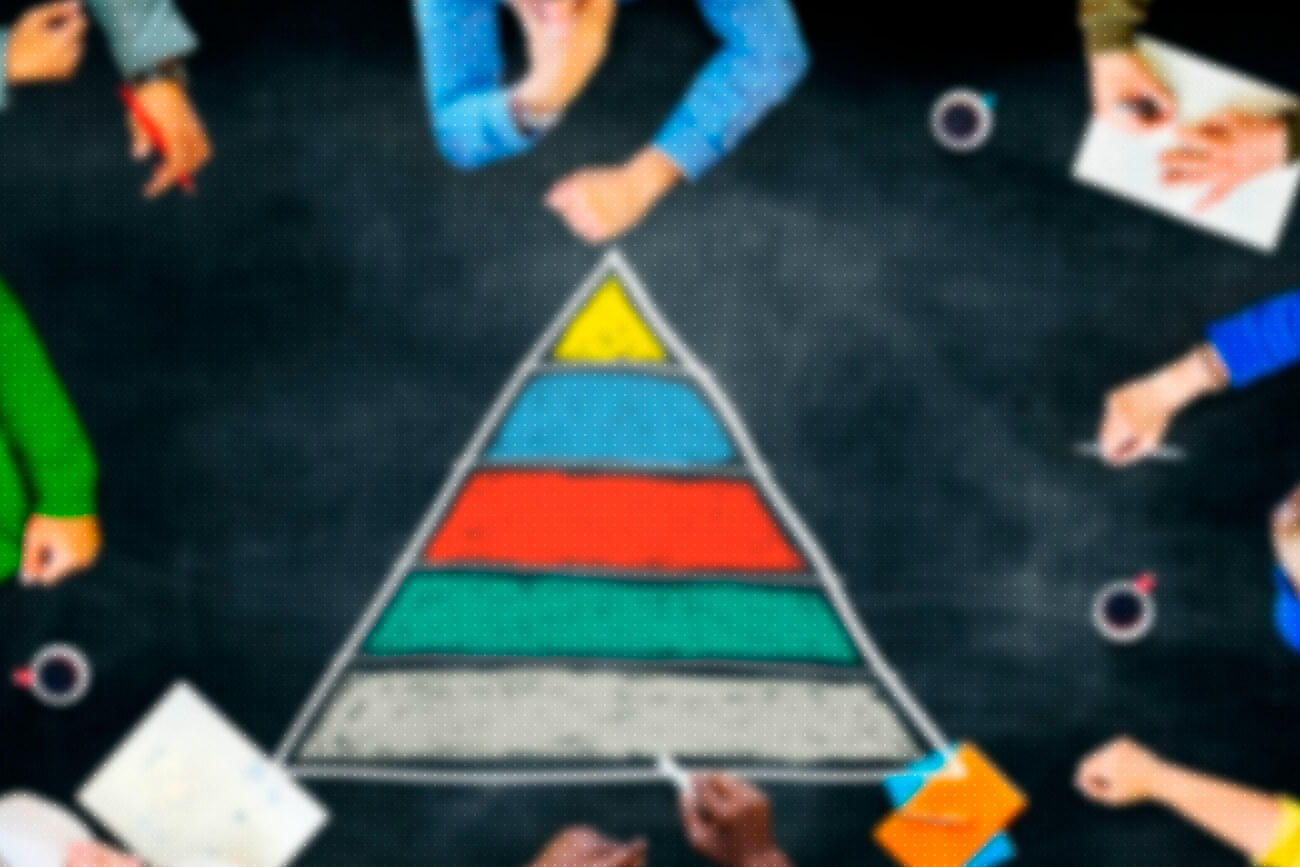 A pirâmide de Maslow está ultrapassada? | Blog Unigran Net